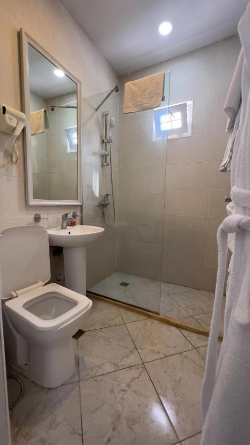 Qala Stone Hotel บากู ภายนอก รูปภาพ